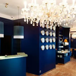 2* Otel Petit Saint-honore