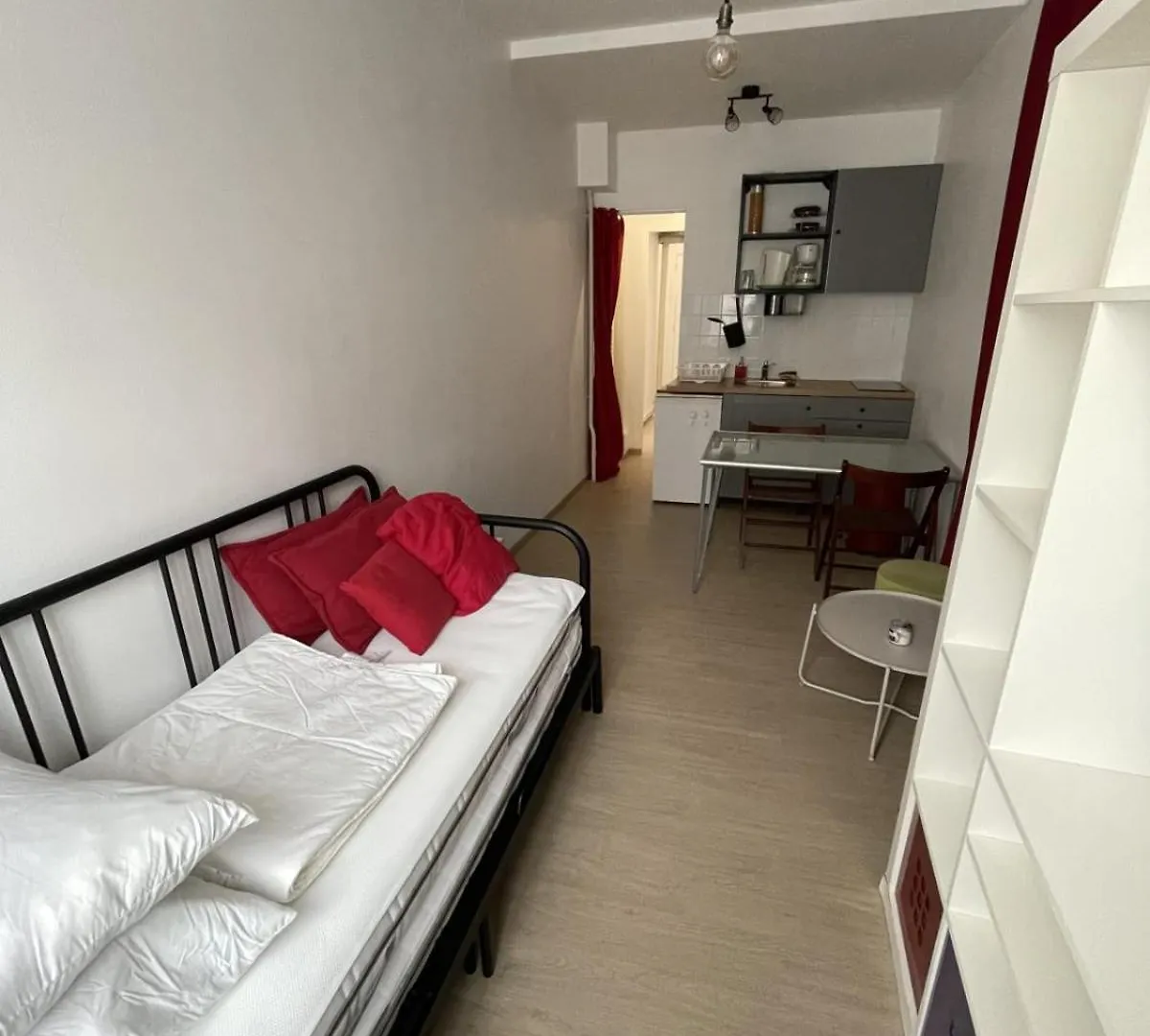 Nice Studio Close To The Park Georges Brassens Paris 0*,